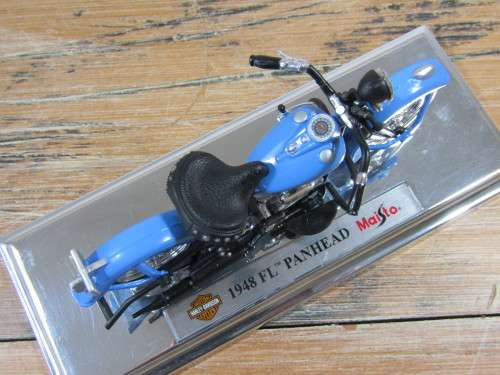 Collectable  Maisto Harley-Davidson Cycles, 1948 FL Panhead, metal die cast model, 1:18, mint