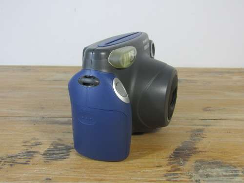 Fujifilm Instax 200 instant Camera with Pouch, vintage, 100% working