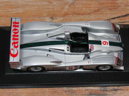 Collectable metal die cast scale model car, Minichamps Audi R8 2003 Sebring 12h ,1:43, mint in box