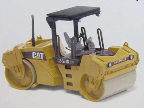 Collectable metal die cast scale model, Boxed CAT CB 534D WX Vibratory Asphalt Compactor, 1:50, mint