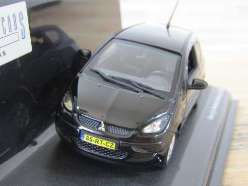 Collectable metal die cast scale model car, Vitesse Mitsubishi Colt 3-door ,1:43, mint in box