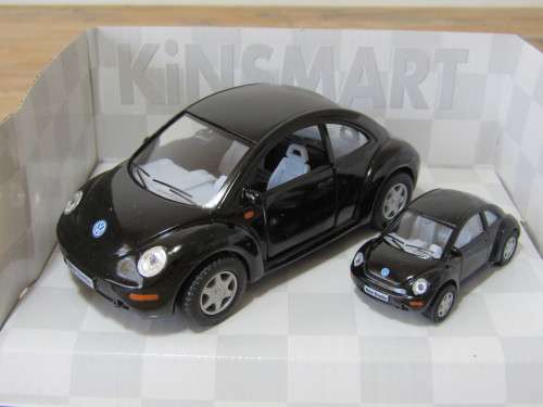 Collectable metal die cast scale model car, Kinsmart collection, new VW Beetle, mint, 2 pack