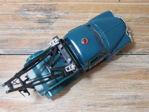 Collectable metal die cast scale model car, City Machine Tow Truck,1:43, mint in box