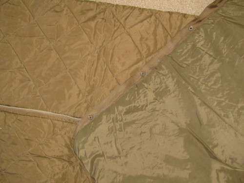 Old SADF military Sleeping Bag with hood and bag - very good condition