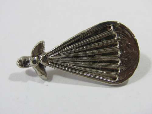 Military Parabat metal Badge - rare