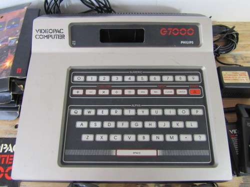 Vintage original Philips VideoPac computer G7000 TV game with 22 games, working