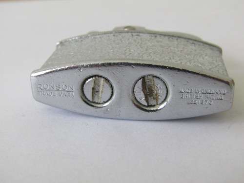 Vintage collectable Ronson Lighter, England, small 3.5cm x 4cm, Pat. no. 621570