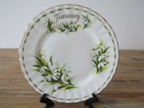 Vintage non matching Trio, Royal Albert flower of the month, Forget me not and Snowdrops