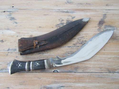 Vintage Kukri Knife with original leather sheath, Gurkhas India, 41cm