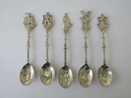Vintage silverplated Holland spoons, 5 in the lot, 11cm, excellent condition