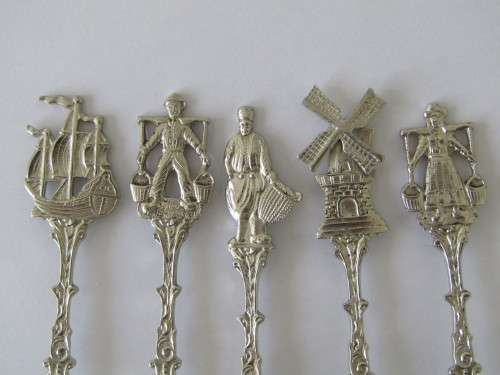 Vintage silverplated Holland spoons, 5 in the lot, 11cm, excellent condition