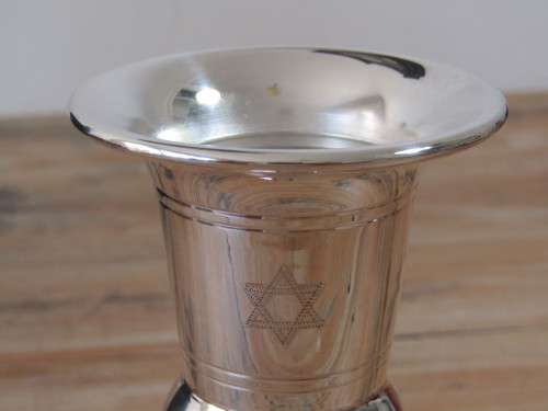 Vintage boxed Louis silver plated Throphy, 15cm, mint condition