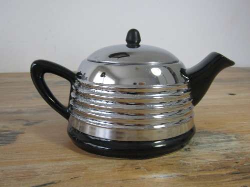 Vintage Art Deco chrome and Porcelain Tea and Coffee set, 4 piece Everhot, excellent condition