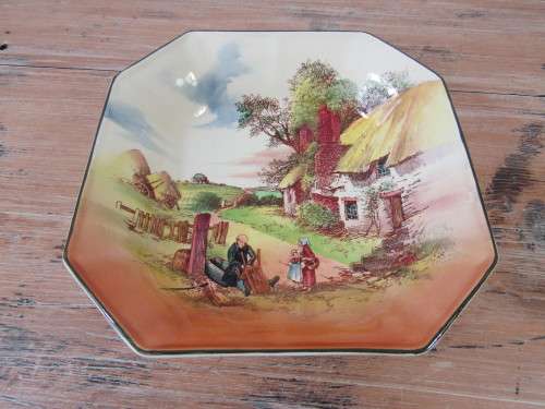 Vintage Royal Doulton large Bowl, Rustic England, 22cm x 22cm x 5cm