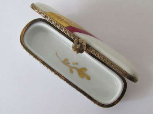 Limoges French porcelain and gilded metal trinket / pill box, 8 x 3 x 2 cm, others available