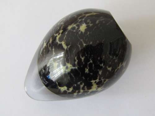 Vintage Swedish 1986 Art glass Parerweight, 8cm, marked