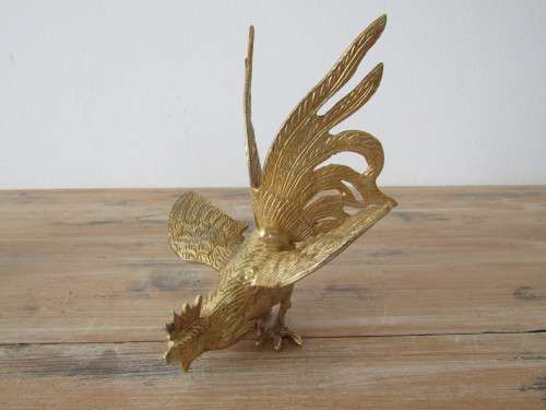 Pair of vintage brass metal fighting Cocks ornaments, 11cm x 16cm