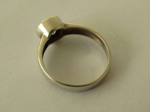 Antique 925 solid silver Ring set with a clear stone, stamped, 3.4 grams, many others available