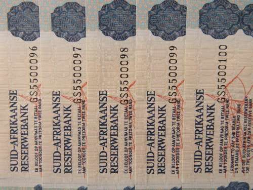 Lot of 5 South African R2 bank notes, Gerhard de Kock. With consecutive numbers, uncirculated