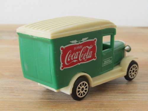 Collectable vintage Tome Coca Cola scale model truck, Spanish, excellent condition, others available