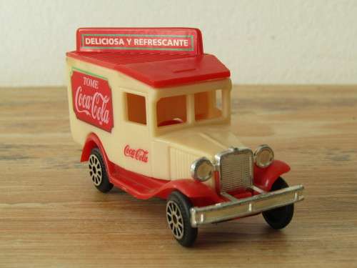 Collectable vintage Tome Coca Cola scale model truck, Spanish, excellent condition, others available