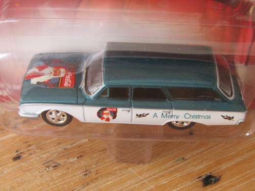 Vintage 2004 Johnny Lighting Coca Cola metal die cast scale model car, 1960 Ford S/W, 1/64, mint