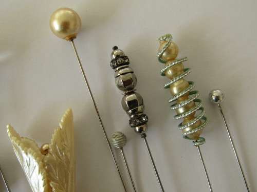 Lot of 16 vintage Hair Pins