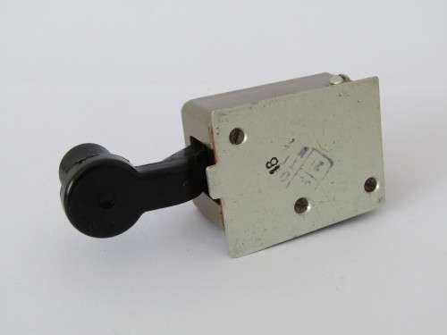Vintage Morse code transmitter, excellent condition **No reserve Telecommunication auction now on**