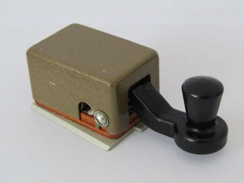 Vintage Morse code transmitter, excellent condition **No reserve Telecommunication auction now on**