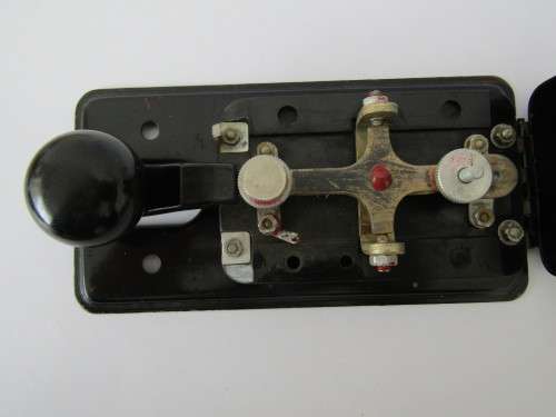 Vintage Morse code transmitter, excellent condition **No reserve Telecommunication auction now on**