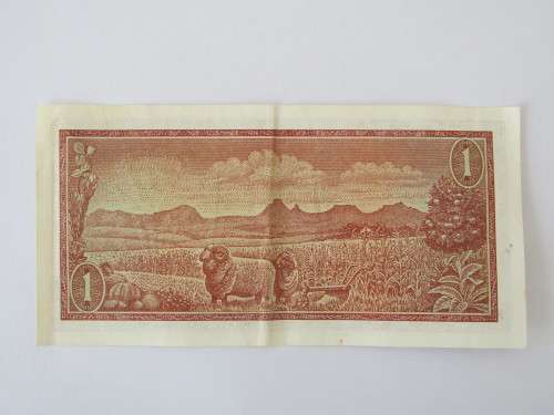 Old South African R1 bank note, TW de Jongh. **No reserve auction Now On at Port no.5**