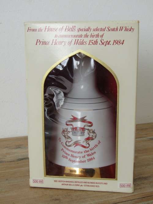 Rare Original Full, sealed and boxed 1984 Bells Scotch Whisky, birth of prince Henry of Wales