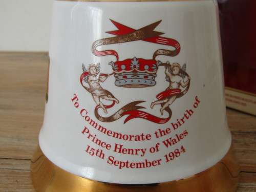 Rare Original Full, sealed and boxed 1984 Bells Scotch Whisky, birth of prince Henry of Wales