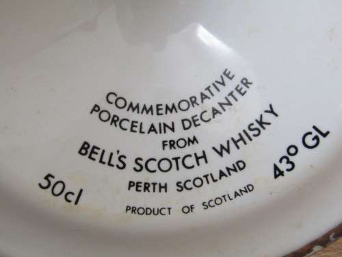 Rare Original Full, sealed and boxed 1984 Bells Scotch Whisky, birth of prince Henry of Wales