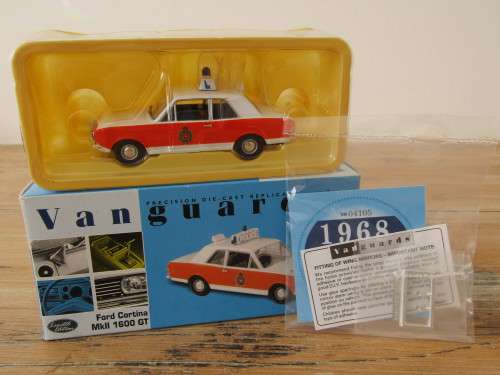 Collectable metal die cast scale model, Vanguards Police, Ford Cortina MK2, mint in box