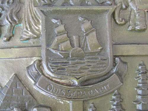 Antique solid brass or Bronze plaque, mounted on wood "Quis Separabit", 18cm x 22.5cm
