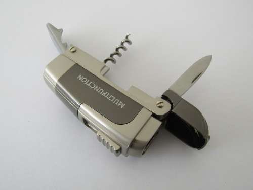 Collectable quality vintage pocket folding Knife, Lighter *No reserve auction Now On at Port no.5*