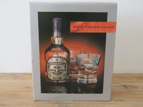 Boxed gift set, Chivas Regal 12 year old blended Scotch Whisky (750ml), incl. 2 glases. B374, SE581