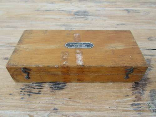Vintage boxed set of brass scale Weights, AFH Devers & Co.