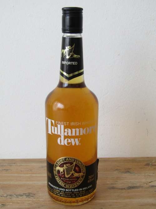 Vintage Tullamore Dew Irish Whisky, 750ml, 43%, sealed and full