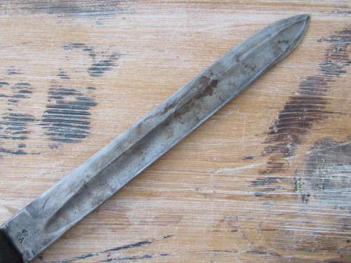 Italian M1871 Bayonet converted to a fighting Knife, wooden handle, 35cm, stamped