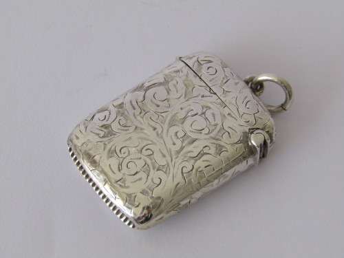 Vintage / antique silverplated Vesta Case with hinged lid