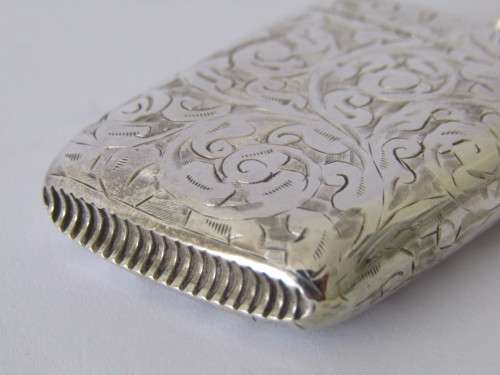 Vintage / antique silverplated Vesta Case with hinged lid