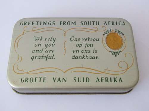 Vintage 1940 WW2 Christmas chocolate Tin, 18cm x 11cm x 3cm, Greetings from South Africa