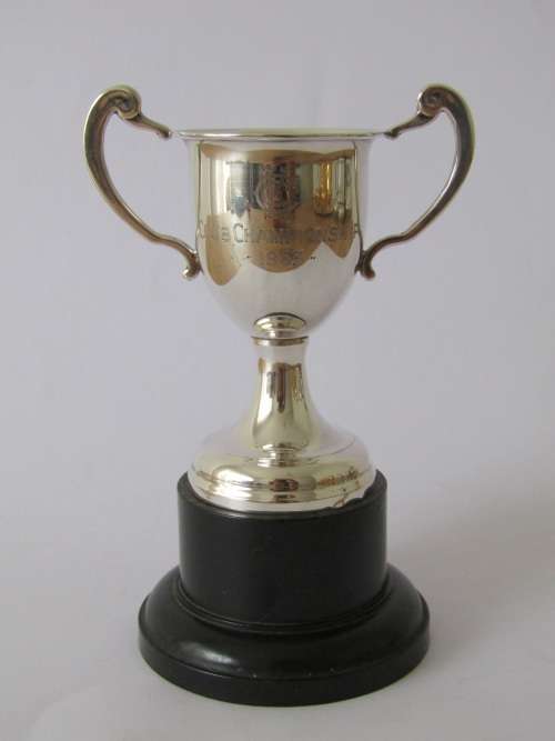 Vintage 1963 solid 925 Silver Trophy on bakelite base, SAC, 8.5cm, 66 grams