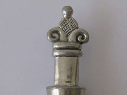 Vintage original art deco Carrol Boyes bottle Stopper, excellent condition, 12cm