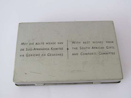 WW2 1941 Christmas chocolate Tin, hinged lid, 11cm x 7.5cm x 2cm, excellent condition