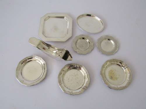 Lot of 7 vintage silverplated EPNS items and a SS garlic press