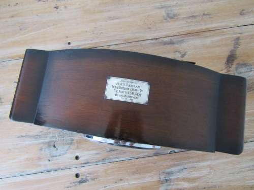 Vintage 1946 Art Deco Enfield mahogany veneered Mantle Clock with pendulum and plaque, 40cm, working