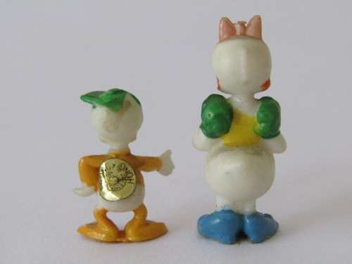 Lot of 2 Disneykins Figurines Marx Toys Hong Kong 1961, Daisy and Dewey